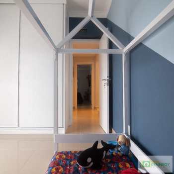 Apartamento em Praia Grande, bairro Boqueirão