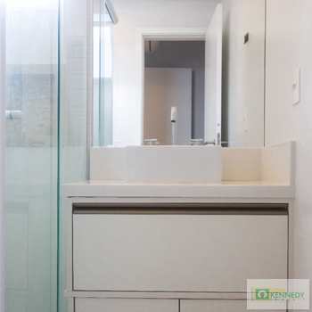 Apartamento em Praia Grande, bairro Boqueirão