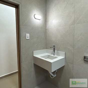 Casa em Praia Grande, bairro Mirim