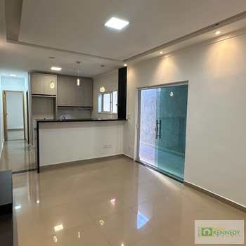 Casa em Praia Grande, bairro Mirim