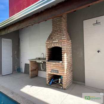 Casa em Praia Grande, bairro Mirim