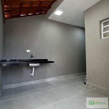 Casa em Praia Grande, bairro Mirim