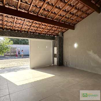 Casa em Praia Grande, bairro Mirim