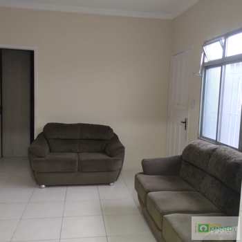 Casa em Praia Grande, bairro Ocian