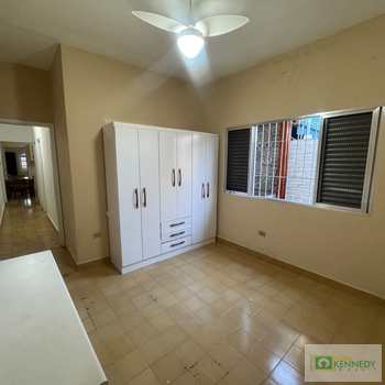 Casa em Praia Grande, bairro Caiçara