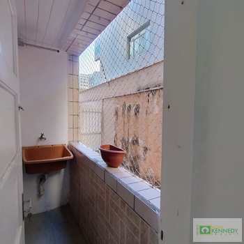 Apartamento em Praia Grande, bairro Tupi