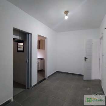 Apartamento em Praia Grande, bairro Tupi