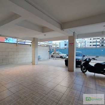 Apartamento em Praia Grande, bairro Tupi