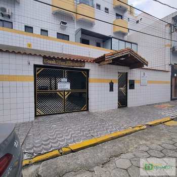 Kitnet em Praia Grande, bairro Ocian