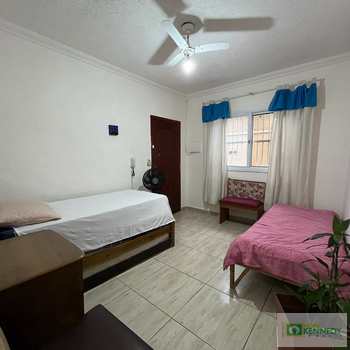 Sobrado em Praia Grande, bairro Ocian