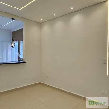 Casa em Praia Grande, bairro Caiçara