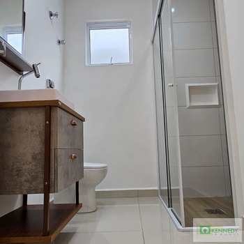 Casa em Praia Grande, bairro Caiçara