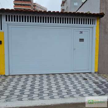 Casa em Praia Grande, bairro Caiçara