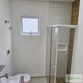 Casa em Praia Grande, bairro Caiçara