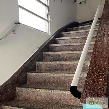 Kitnet em Praia Grande, bairro Ocian