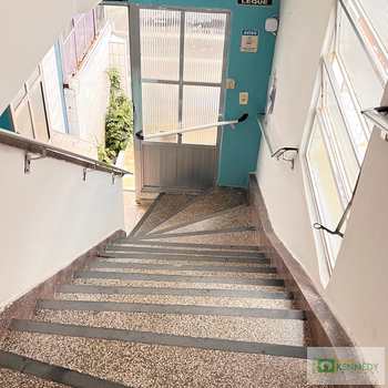 Kitnet em Praia Grande, bairro Ocian