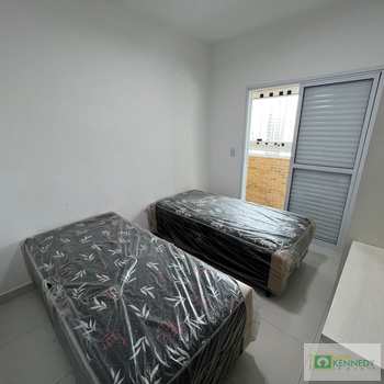 Apartamento em Praia Grande, bairro Ocian