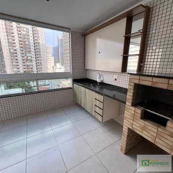 Apartamento em Praia Grande, bairro Boqueirão