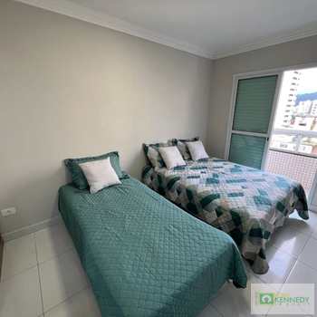 Apartamento em Praia Grande, bairro Boqueirão