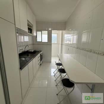 Apartamento em Praia Grande, bairro Canto do Forte