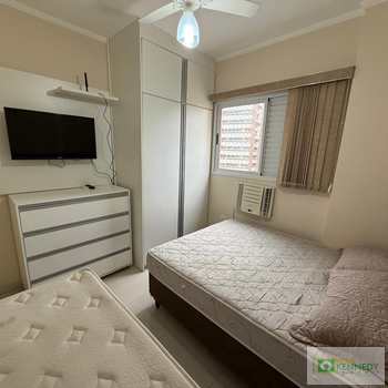 Apartamento em Praia Grande, bairro Canto do Forte