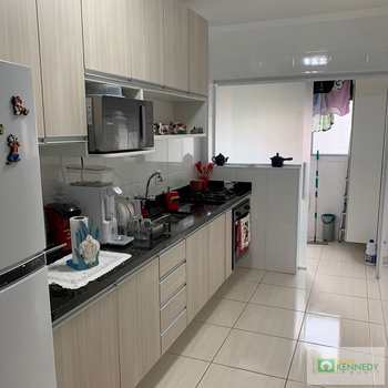 Apartamento em Praia Grande, bairro Canto do Forte