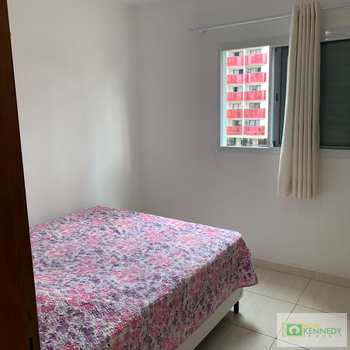 Apartamento em Praia Grande, bairro Canto do Forte