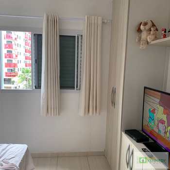 Apartamento em Praia Grande, bairro Canto do Forte