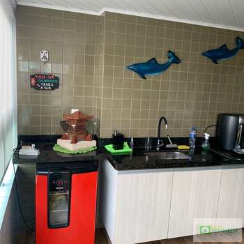 Apartamento em Praia Grande, bairro Canto do Forte