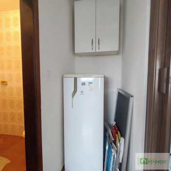 Kitnet em Praia Grande, bairro Ocian