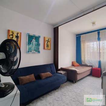 Kitnet em Praia Grande, bairro Ocian