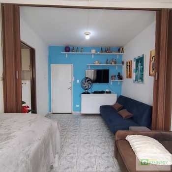 Kitnet em Praia Grande, bairro Ocian