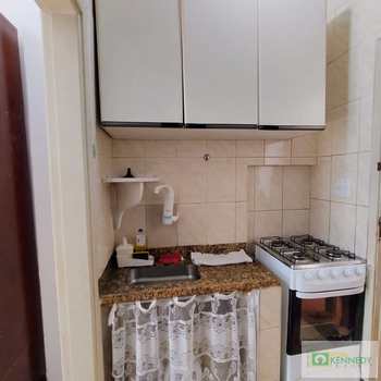 Kitnet em Praia Grande, bairro Ocian