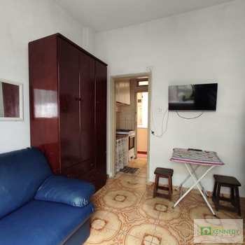 Kitnet em Praia Grande, bairro Ocian