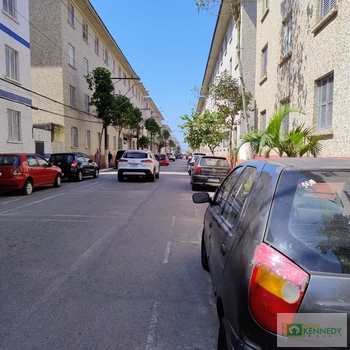 Kitnet em Praia Grande, bairro Ocian