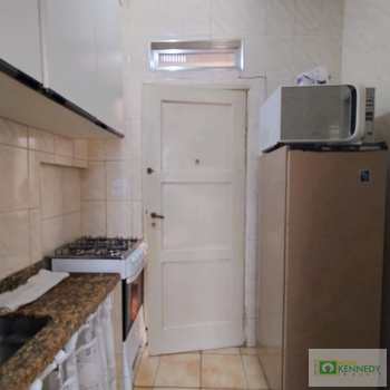 Kitnet em Praia Grande, bairro Ocian