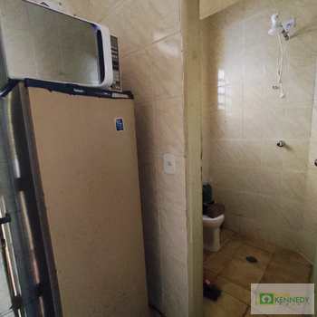 Kitnet em Praia Grande, bairro Ocian