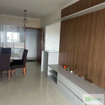 Apartamento em Praia Grande, bairro Guilhermina