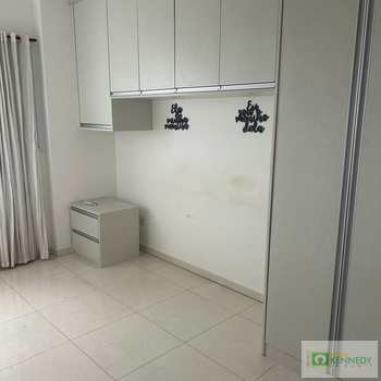 Apartamento em Praia Grande, bairro Guilhermina