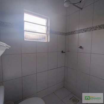 Sobrado em Praia Grande, bairro Ocian