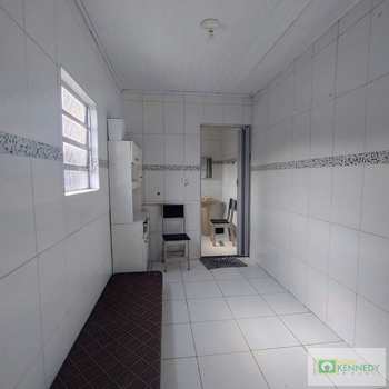 Sobrado em Praia Grande, bairro Ocian