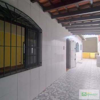 Casa em Praia Grande, bairro Ocian