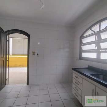 Casa em Praia Grande, bairro Ocian