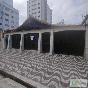 Casa em Praia Grande, bairro Ocian