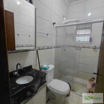 Casa em Praia Grande, bairro Mirim