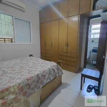 Casa em Praia Grande, bairro Mirim