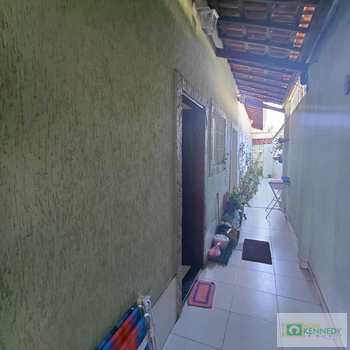 Casa em Praia Grande, bairro Mirim