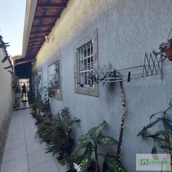 Casa em Praia Grande, bairro Mirim