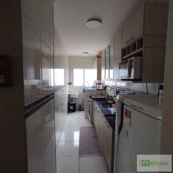 Apartamento em Praia Grande, bairro Caiçara