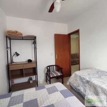 Apartamento em Praia Grande, bairro Caiçara